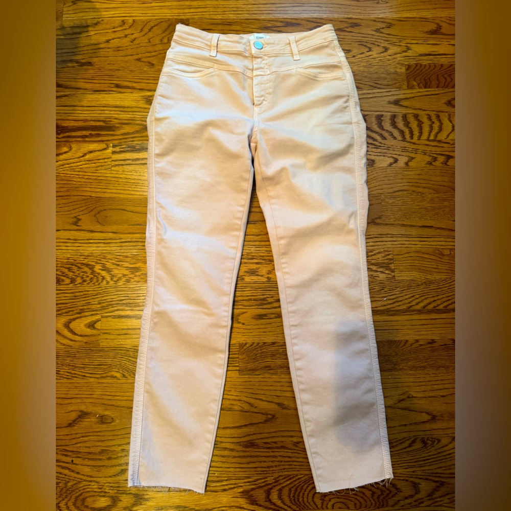 Closed Denim Yoke Front Jeans in Blush Pink color Size 28